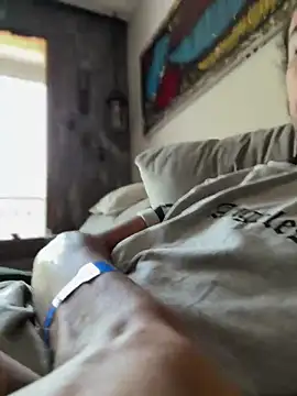 Snapshot of hotcamboy420 chatting on March 6, 2025, 6:16 pm hotcamboy420 online show from March 6, 2025, 6:16 pm