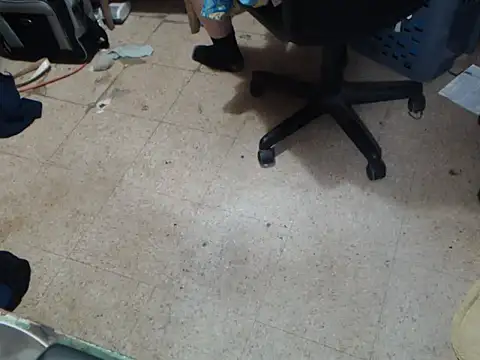 sohorneydad13 online show from December 2, 2025, 5:09 am