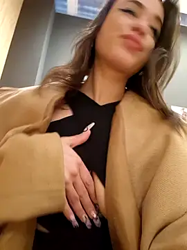 LydiaMaus96 online show from December 28, 2024, 5:57 pm