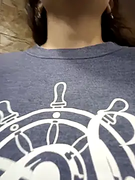 karlamorris  online show from September 19, 2025, 1:37 pm