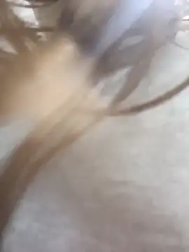 karlamorris  online show from October 20, 2025, 1:33 pm