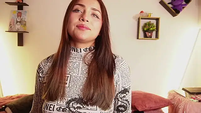 Sophy SmileSweet online show from December 22, 2025, 7:30 am