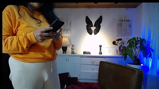 Lust Mom41 online show from September 23, 2025, 12:06 am