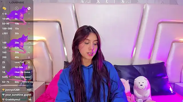 AlanaJones1 online show from February 27, 2025, 7:51 am