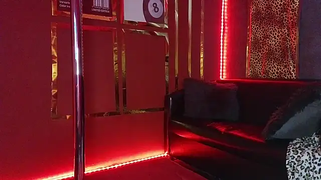 alissa4blonde online show from November 17, 2025, 6:06 am