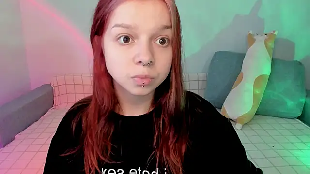 crystal lilith online show from January 12, 2025, 12:23 pm