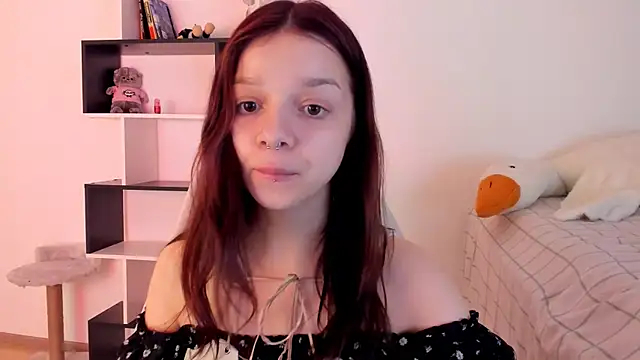 crystal lilith online show from March 9, 2025, 12:10 am