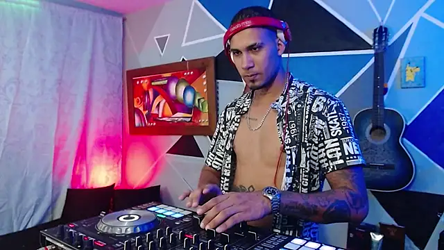 MagnusFrost online show from February 20, 2026, 8:33 pm