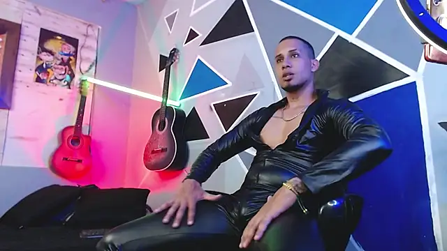 Snapshot of MagnusFrost chatting on October 9, 2025, 3:51 am MagnusFrost online show from October 9, 2025, 3:51 am