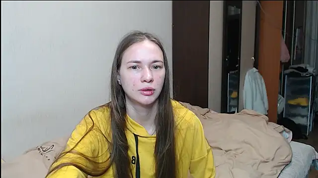 leila bambi  online show from March 20, 2025, 8:31 am