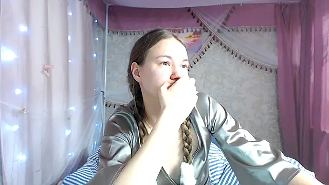 Snapshot of leila_bambi_ chatting on January 16, 2026, 10:47 pm leila bambi online show from January 16, 2026, 10:47 pm