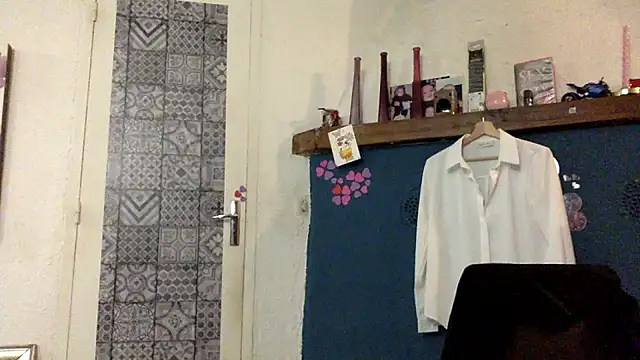 Snapshot of gildamilf chatting on September 17, 2025, 7:27 pm gildamilf online show from September 17, 2025, 7:27 pm