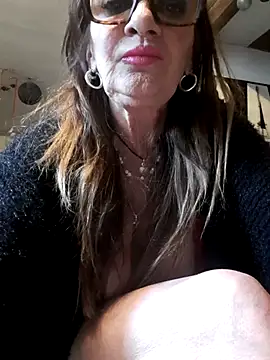 Snapshot of gildamilf chatting on November 29, 2025, 3:12 pm gildamilf online show from November 29, 2025, 3:12 pm