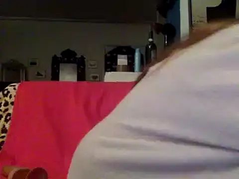 Snapshot of gildamilf chatting on March 4, 2025, 8:27 pm gildamilf online show from March 4, 2025, 8:27 pm