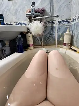 DesireMelissa online show from February 13, 2026, 9:42 am