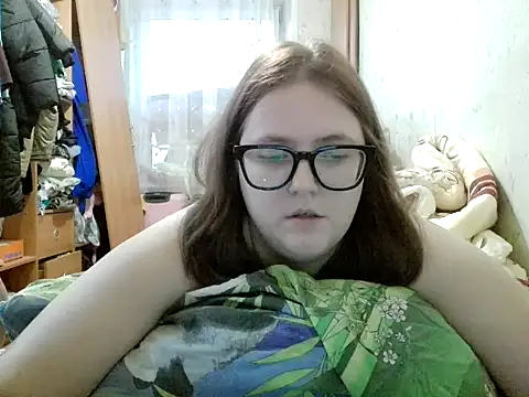 DesireMelissa online show from December 5, 2025, 5:50 am