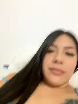 Latina vanessa online show from October 3, 2025, 1:42 am