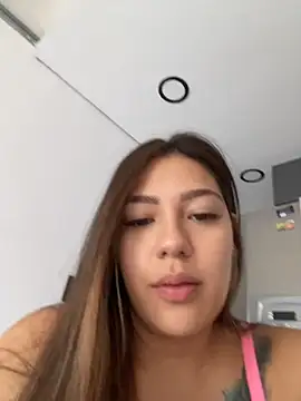 Snapshot of Latina_vanessa chatting on May 29, 2026, 1:28 pm Latina vanessa online show from May 29, 2026, 1:28 pm
