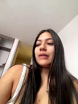 Latina vanessa online show from October 12, 2025, 4:52 pm