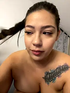 Latina vanessa online show from September 16, 2025, 9:10 am