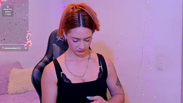 Amypond   online show from September 18, 2025, 7:06 pm