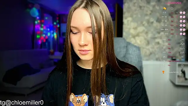 Snapshot of ChloeMillerMeow chatting on January 19, 2025, 4:25 pm ChloeMillerMeow online show from January 19, 2025, 4:25 pm