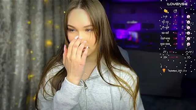 Snapshot of ChloeMillerMeow chatting on September 16, 2025, 4:41 pm ChloeMillerMeow online show from September 16, 2025, 4:41 pm