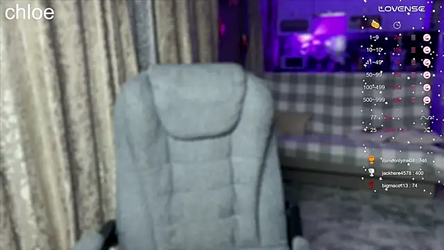 Snapshot of ChloeMillerMeow chatting on November 6, 2025, 8:24 pm ChloeMillerMeow online show from November 6, 2025, 8:24 pm