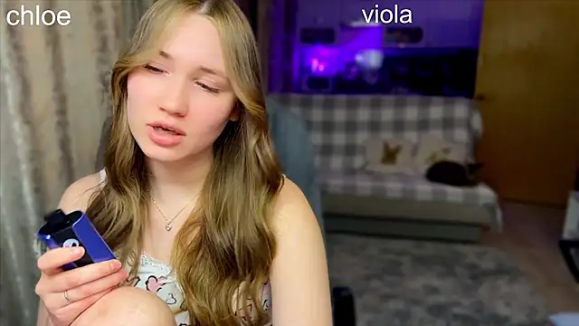 Snapshot of ChloeMillerMeow chatting on October 12, 2025, 6:31 pm ChloeMillerMeow online show from October 12, 2025, 6:31 pm