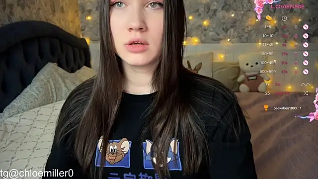 Snapshot of ChloeMillerMeow chatting on February 12, 2025, 7:13 pm ChloeMillerMeow online show from February 12, 2025, 7:13 pm