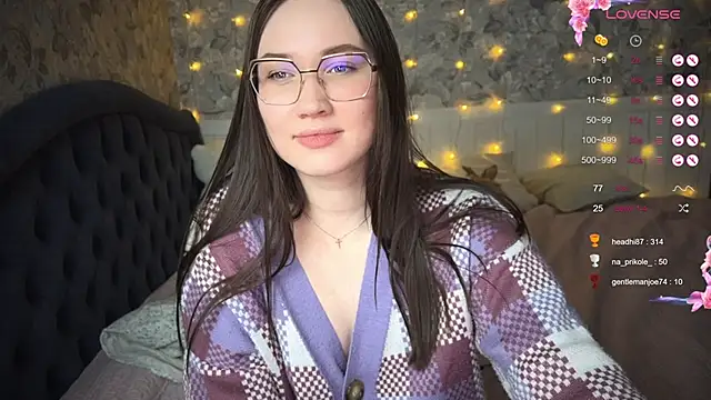 Snapshot of ChloeMillerMeow chatting on February 20, 2025, 7:52 pm ChloeMillerMeow online show from February 20, 2025, 7:52 pm