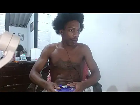 Larry-n-clouds online show from May 17, 2026, 12:10 am