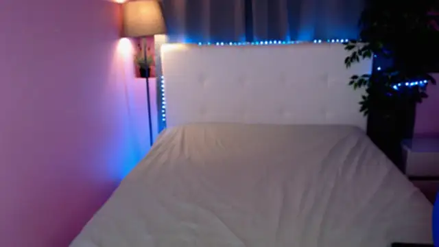 Snapshot of Marmaladeki chatting on December 3, 2024, 10:23 am Marmaladeki online show from December 3, 2024, 10:23 am