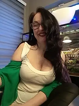 CamilleDesire online show from March 12, 2025, 5:07 pm