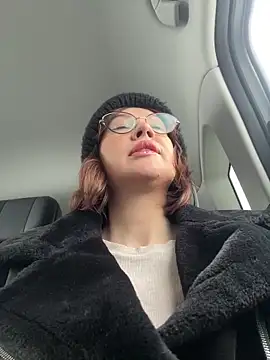 RinaCat online show from February 17, 2026, 5:05 am