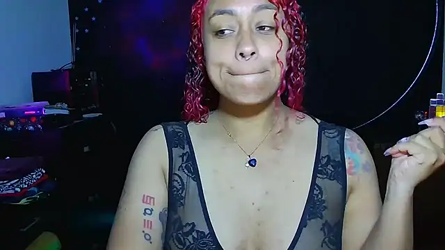 Snapshot of Cata_Blue__ chatting on January 6, 2026, 1:37 pm Cata Blue online show from January 6, 2026, 1:37 pm