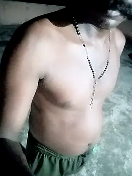 TamizhanKishwin7 online show from September 28, 2025, 9:33 pm