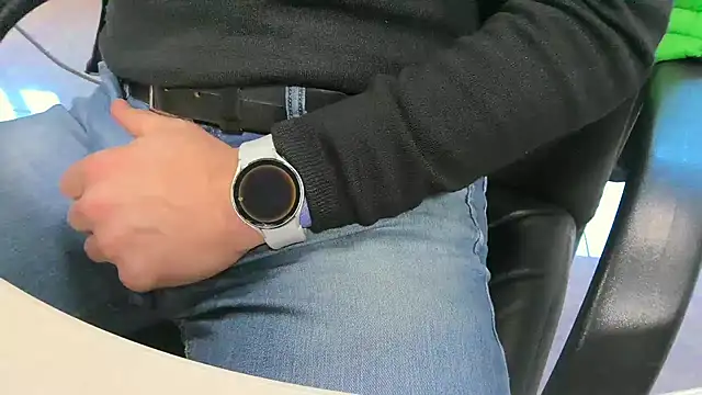 alessandroman2114 online show from February 25, 2025, 11:32 am