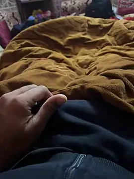 mrtoy121 online show from December 24, 2024, 6:17 pm