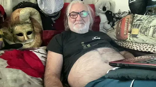 EroticVenetian online show from March 18, 2026, 1:35 pm