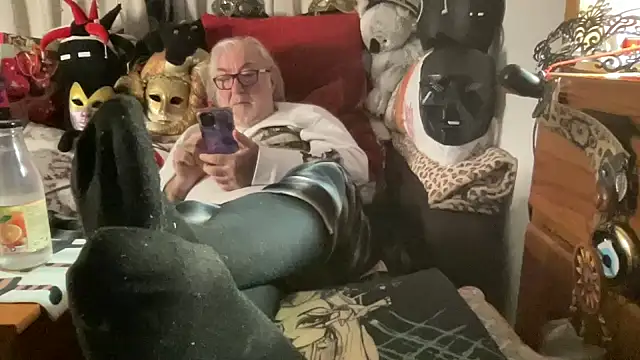 Snapshot of EroticVenetian chatting on February 1, 2026, 10:41 pm EroticVenetian online show from February 1, 2026, 10:41 pm