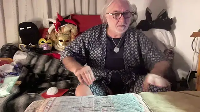 EroticVenetian online show from November 29, 2025, 7:30 am