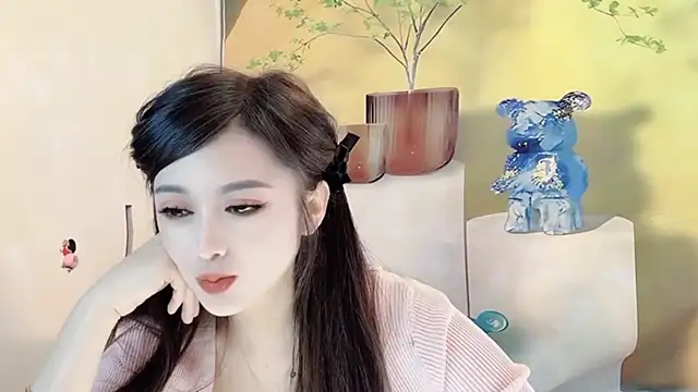 VIWVI online show from March 10, 2025, 5:43 am