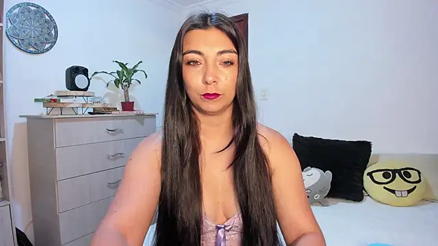 Snapshot of Karla_hernandez_ chatting on June 26, 2026, 10:32 am Karla hernandez online show from June 26, 2026, 10:32 am