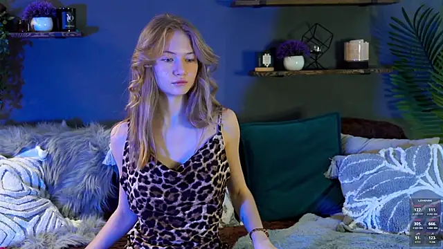 Snapshot of Alexandra_Demore chatting on March 22, 2025, 11:42 pm Alexandra Demore online show from March 22, 2025, 11:42 pm