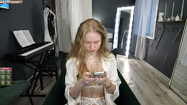 Snapshot of Alexandra_Demore chatting on May 30, 2026, 7:41 pm Alexandra Demore online show from May 30, 2026, 7:41 pm