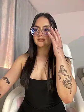 montmariana online show from February 4, 2025, 12:08 am