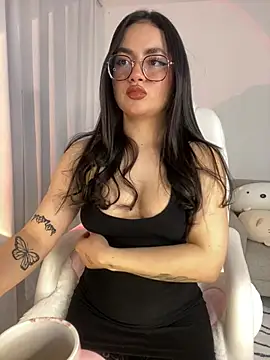 montmariana online show from March 11, 2025, 11:58 pm