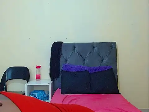 curvycloe1 online show from March 9, 2025, 11:03 am