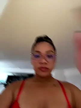 ashley Tompson1 online show from January 7, 2026, 12:54 pm